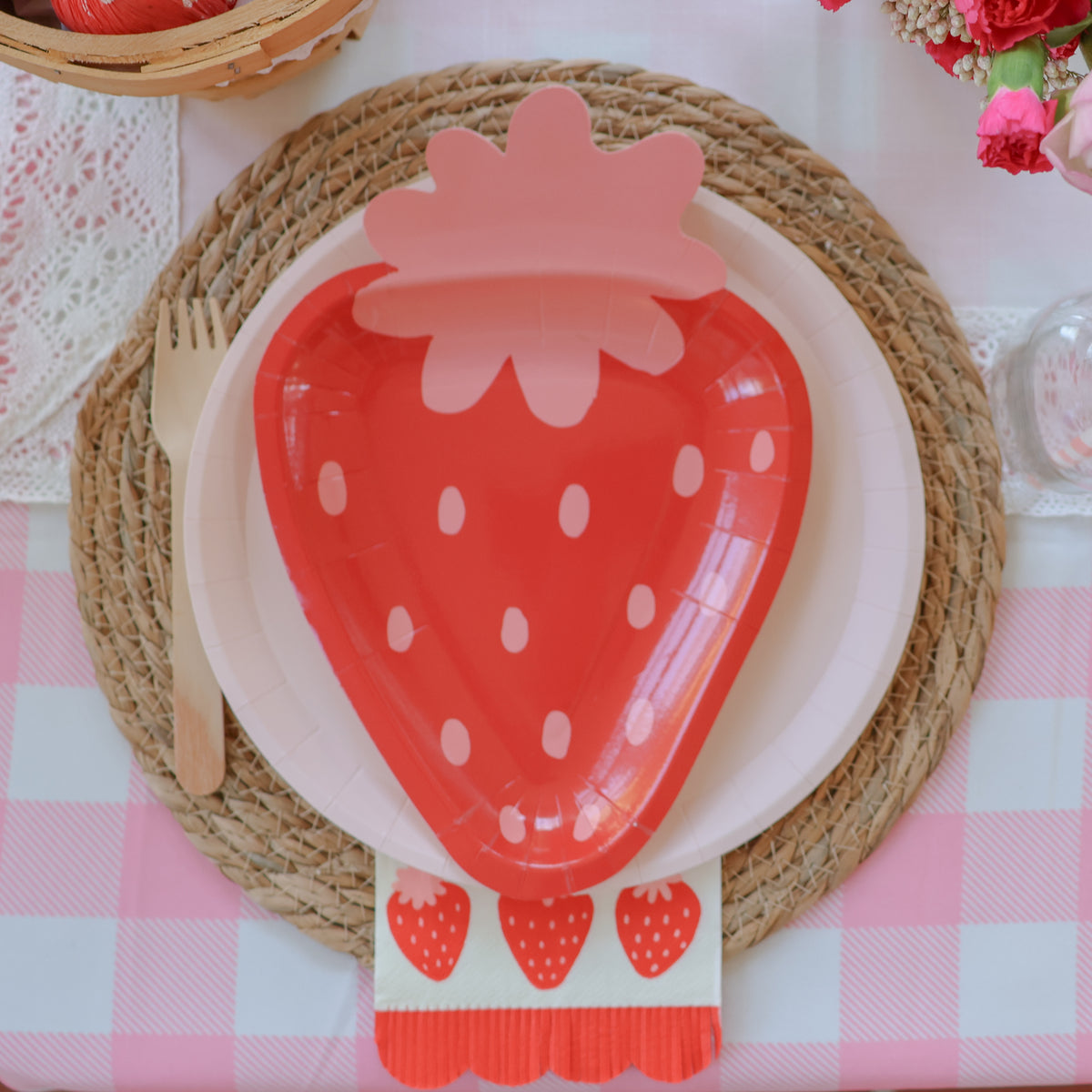 Berry Sweet Plates and Napkin Set
