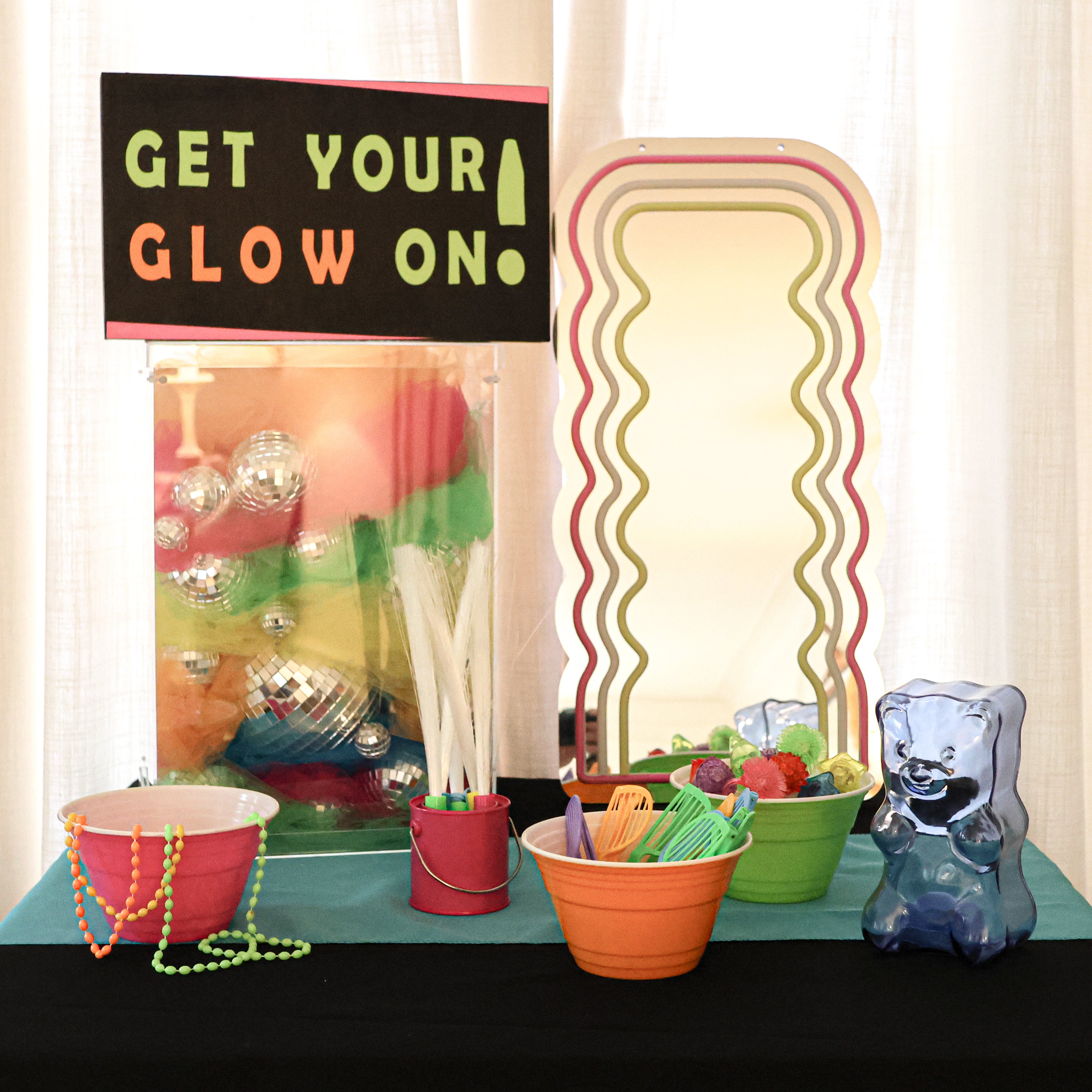 Glow Bar