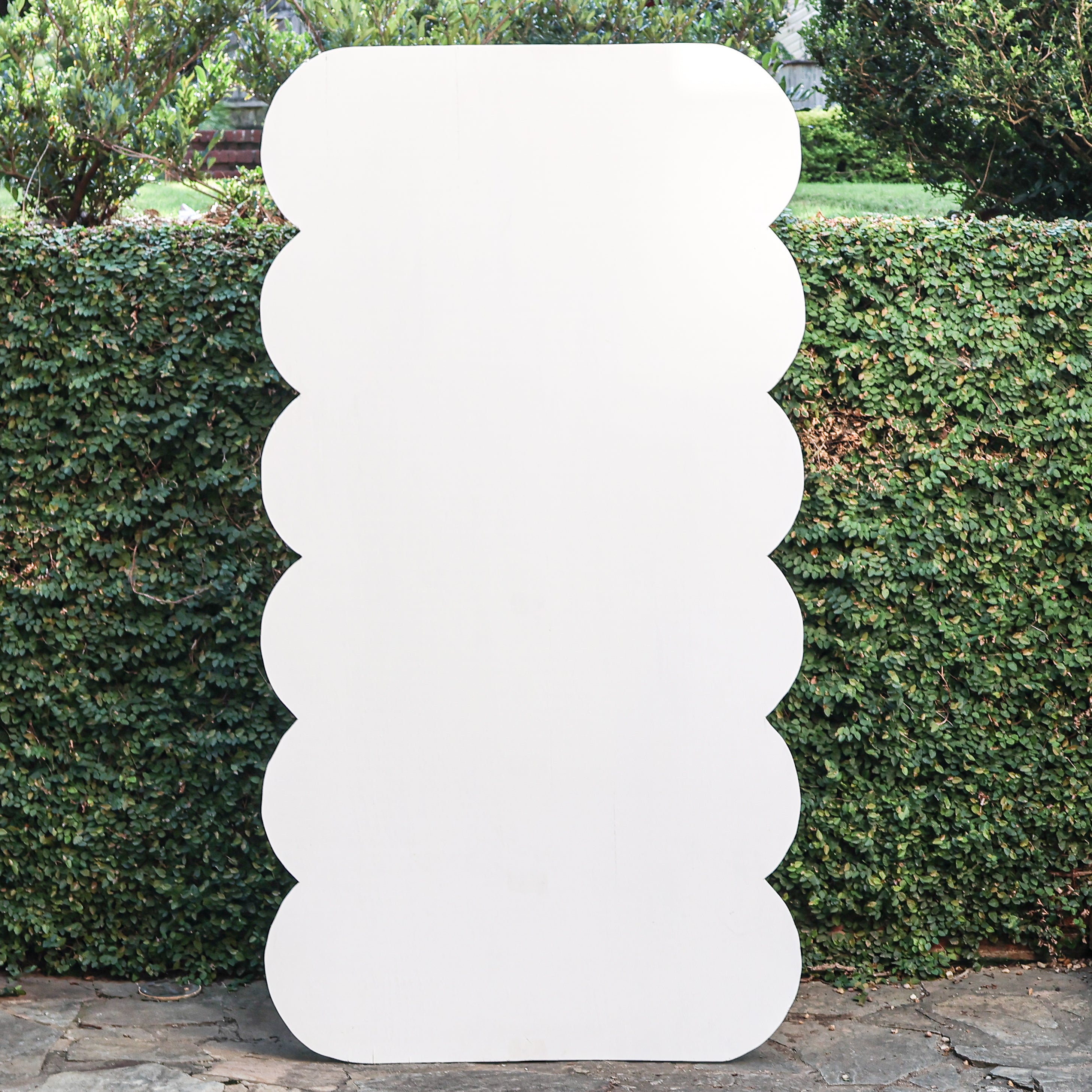 Scalloped Backdrop