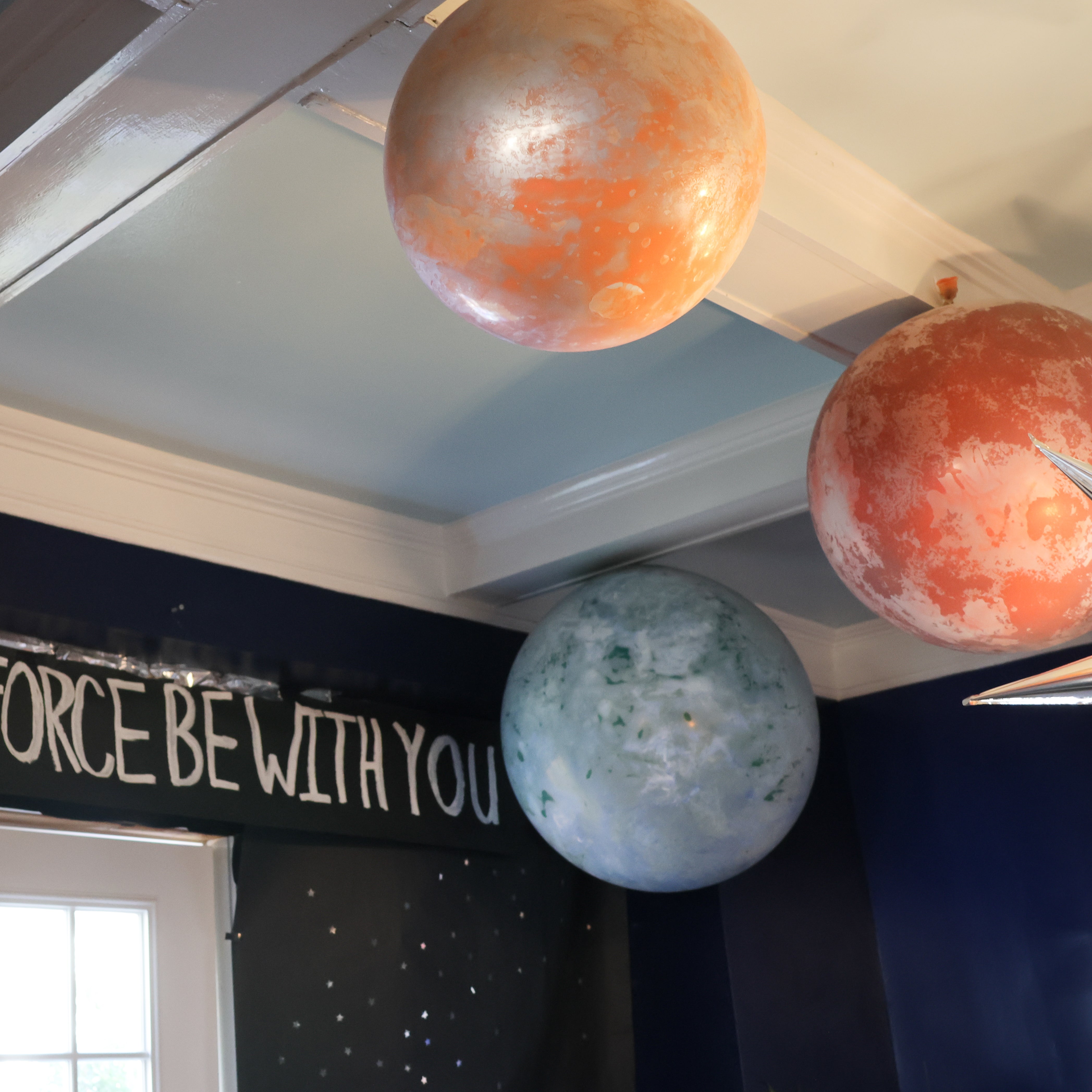 Planet Balloons with Marble Accent